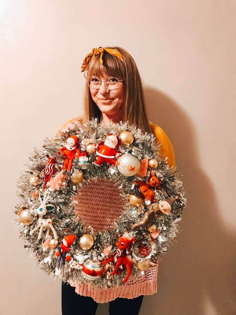 DIY: Vintage Ornament Wreath